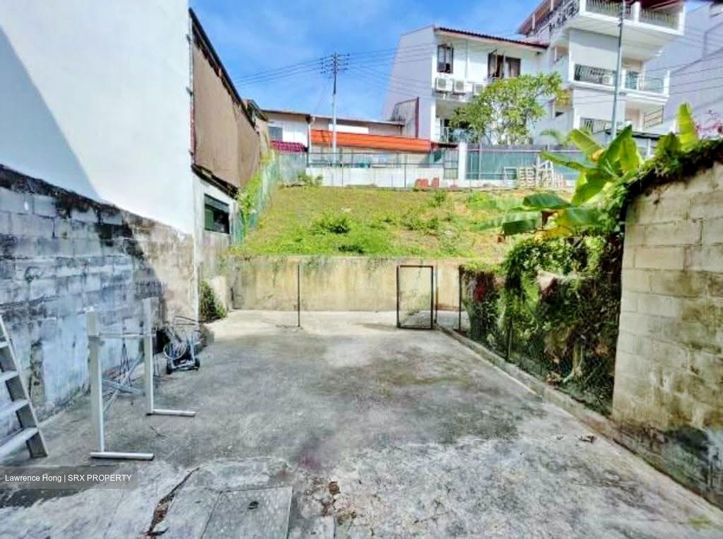 Peakview Estate (D16), Terrace #630216741